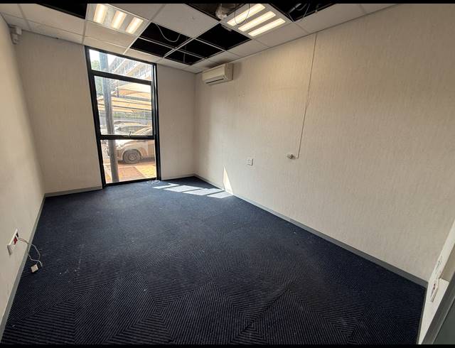 157M² OFFICE TO LET IN ROSEBANK
